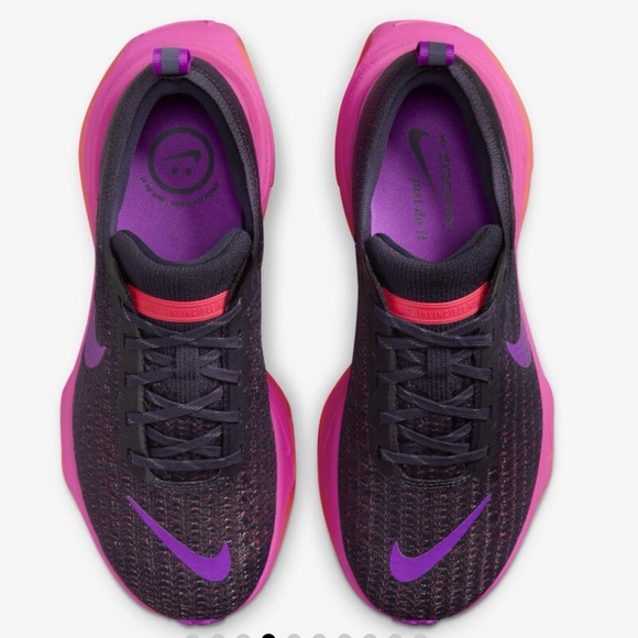 Nike Invincible Run 3 Shoes. Used in very good condition. See pictures

Women 8 - Picture 1 of 11
